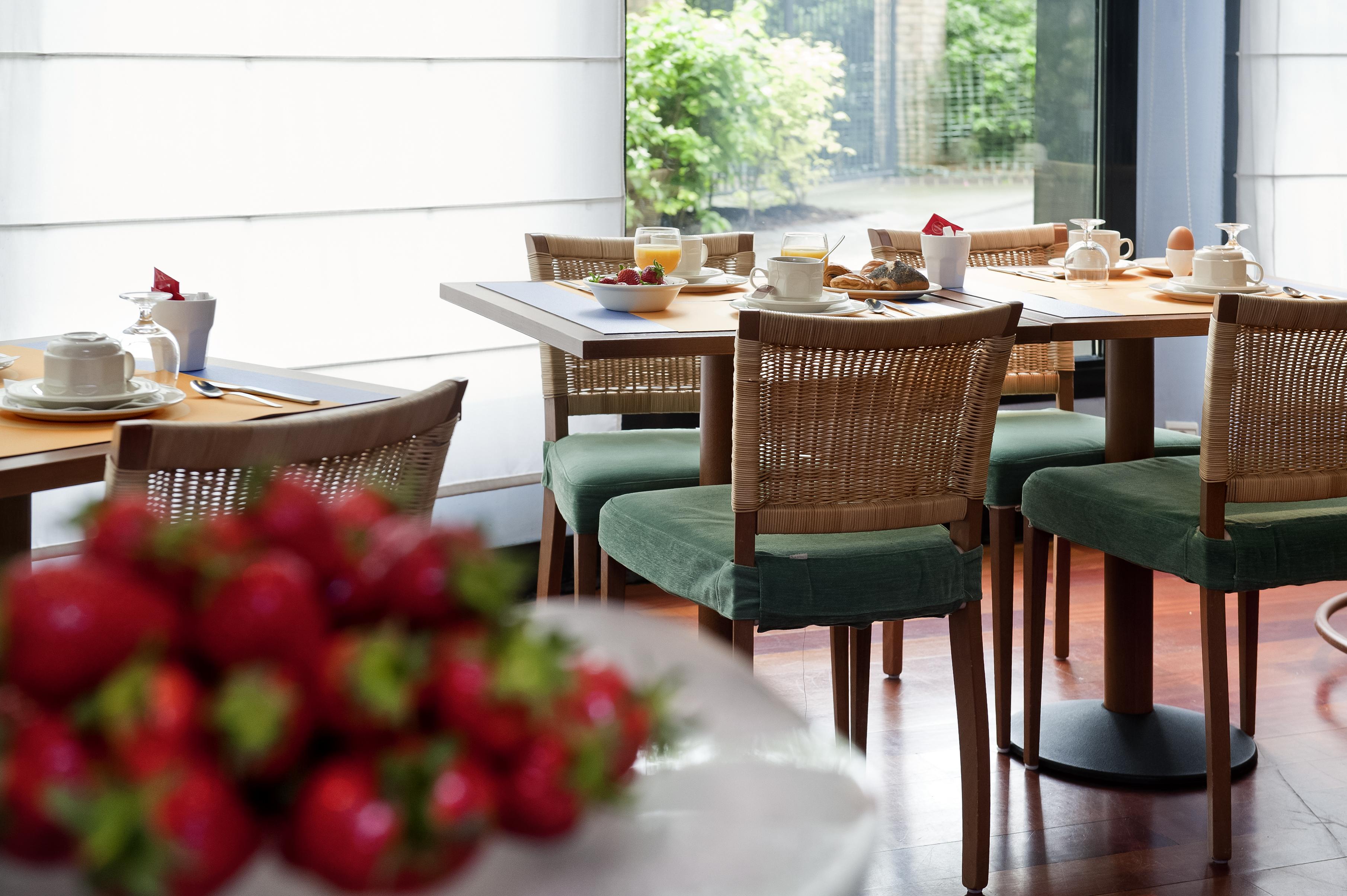 Aparthotel Adagio La Defense Le Parc Курбевуа Ресторан фото
